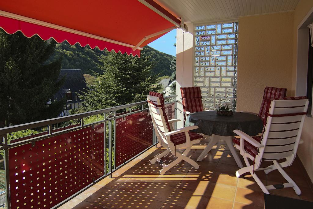 Burgblick * Bullay